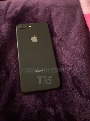Apple iPhone 8 Plus 64 GB Black