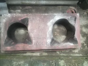 সিমেন্টের ডাবল চুলা বিক্রির জন্য।