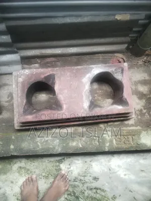 সিমেন্টের ডাবল চুলা বিক্রির জন্য।