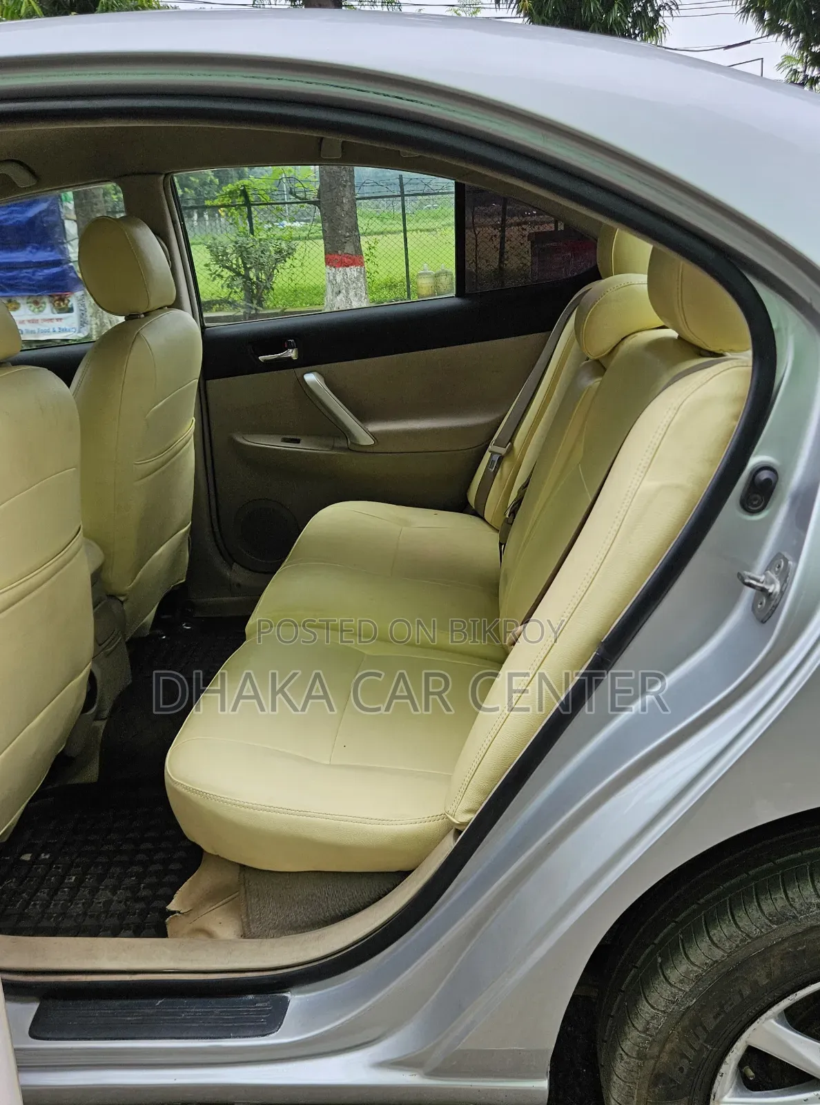 Toyota Premio 1.5 Front-Wheel Drive 2005 Silver