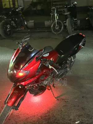 Bajaj Pulsar 150 2012 Red