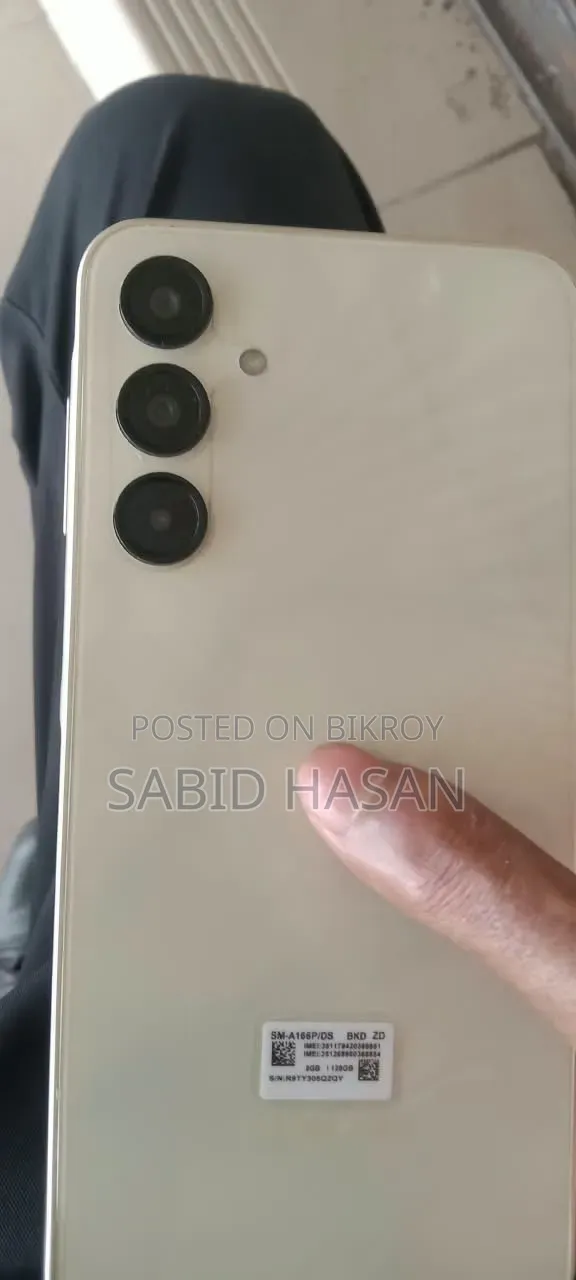 New Samsung Galaxy A16 5G 128 GB Gold