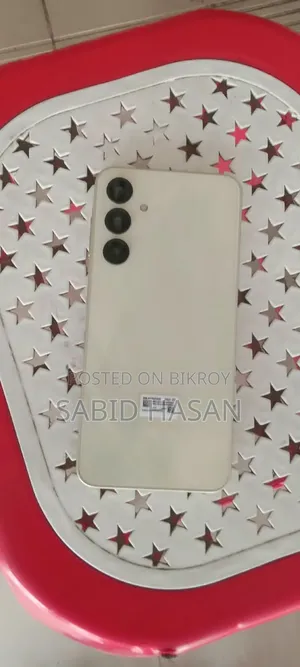 New Samsung Galaxy A16 5G 128 GB Gold