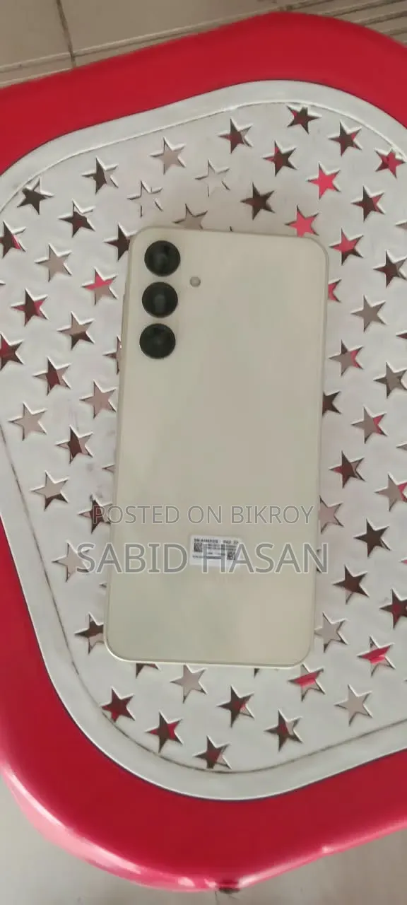 New Samsung Galaxy A16 5G 128 GB Gold
