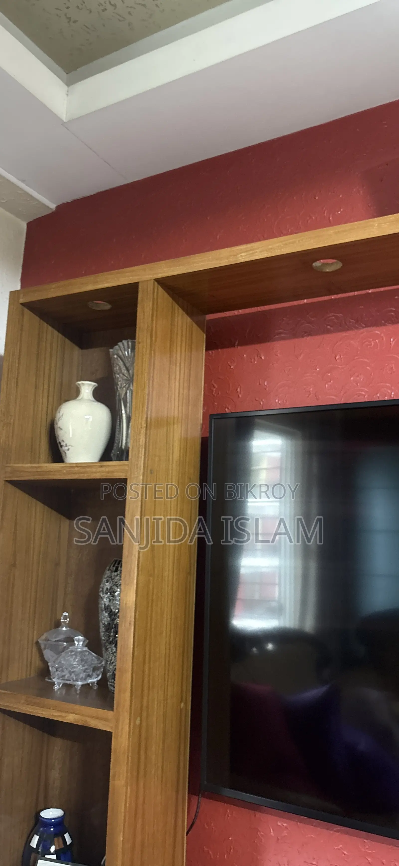 TV Shelf Decoration
