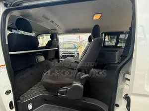 Toyota HiAce 2022 White