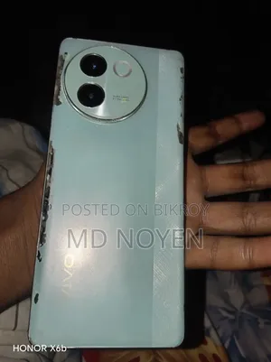 ভিভো ভি৩০ই ২৫৬ জিবি