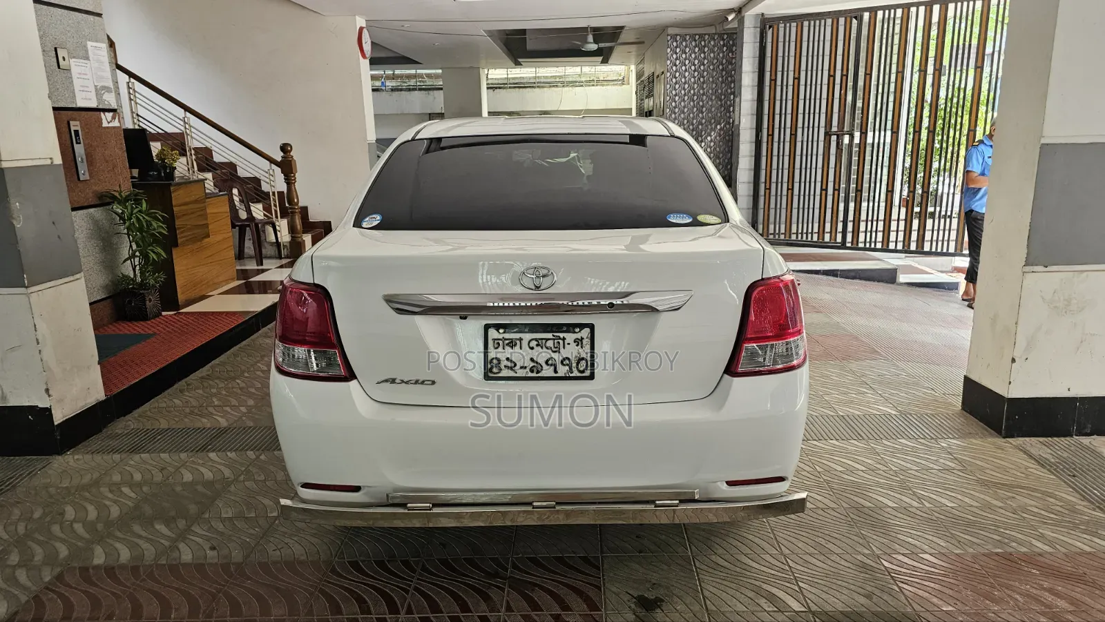 Toyota Axio 1.5 X Two-Wheel Drive 2013 White