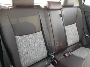 টয়োটা ইয়ারিস ক্রস ২০২১ হোয়াইট