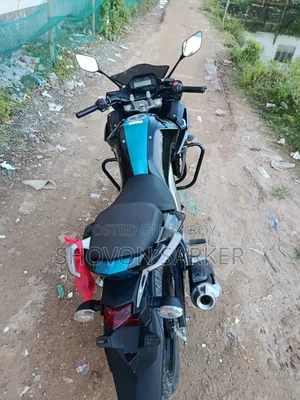 নিউ ইয়ামাহা ফাজার ভি২ ২০২৬ ব্ল্যাক