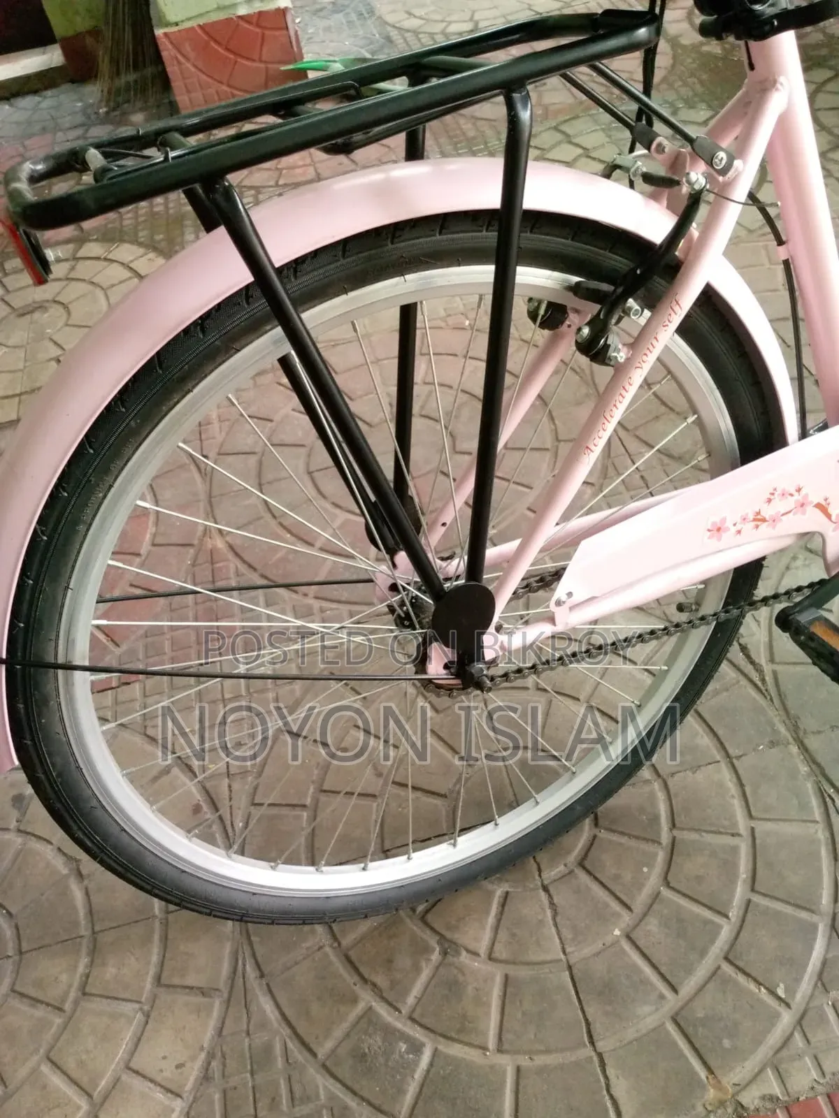 ACE Blossom Ladies Bicycle - Very Good Condition