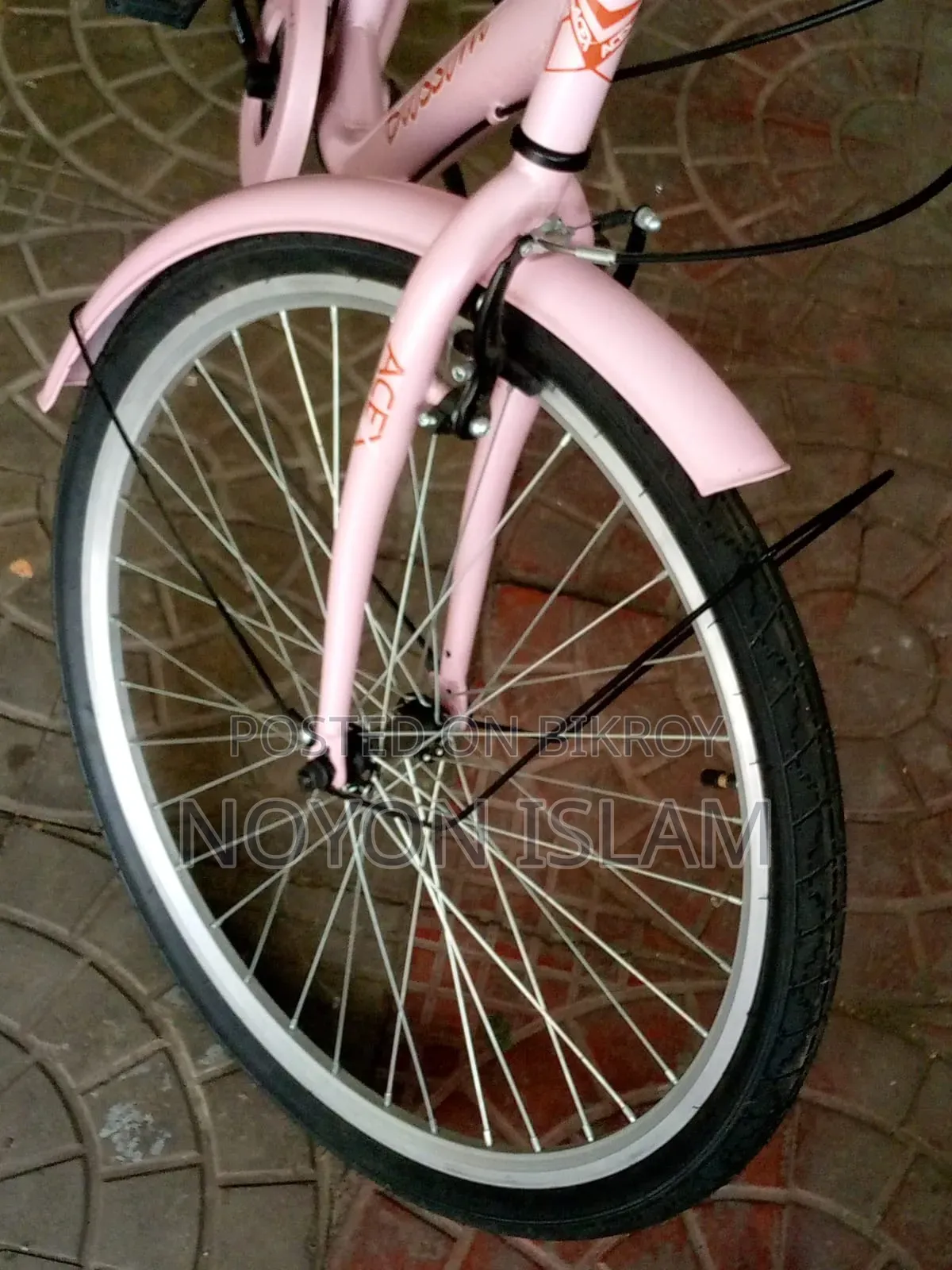 ACE Blossom Ladies Bicycle - Very Good Condition