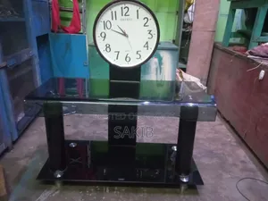 This Tea Table / TV Trolley