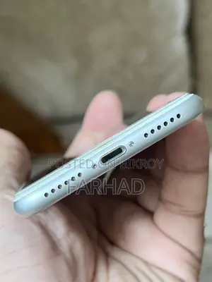 Apple iPhone 8 64 GB White