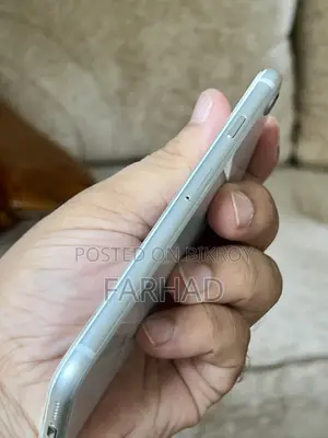 Apple iPhone 8 64 GB White