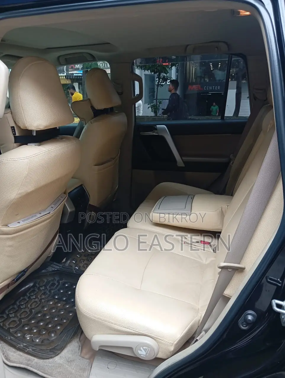 Toyota Land Cruiser Prado 2011 Black
