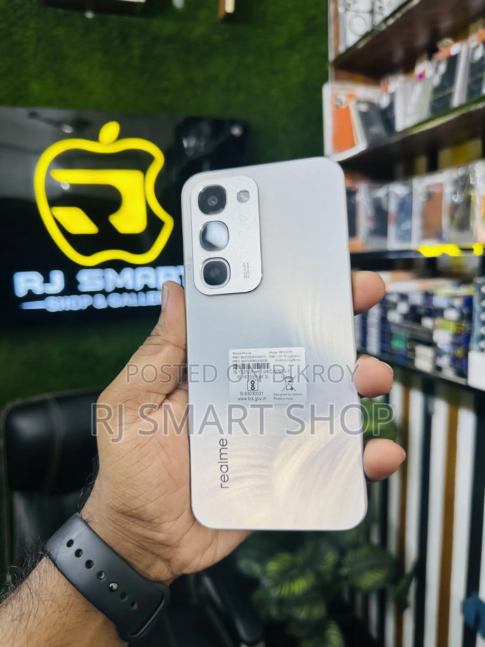 Realme 128 GB White