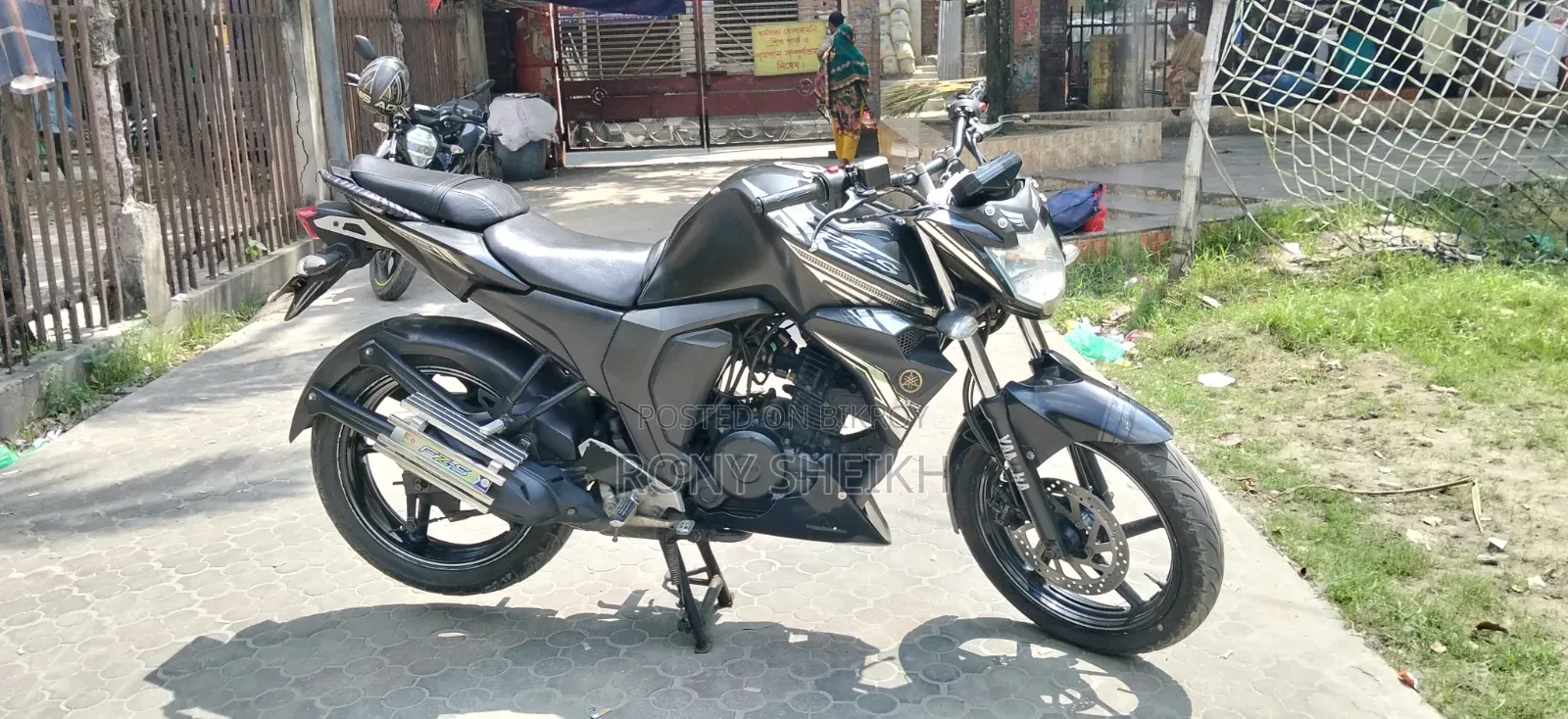 নতুন ইয়ামাহা এফজেডএস ভি২ ২০১৭ ব্ল্যাক