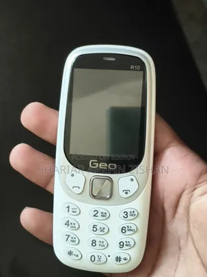 Geo R10 White