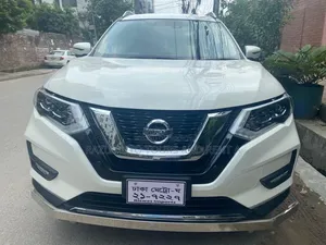 নিসান এক্স-ট্রেইল ভাড়ার জন্য নতুন
