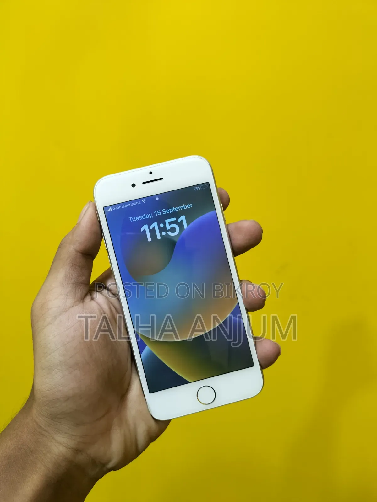 Apple iPhone 8 64 GB White