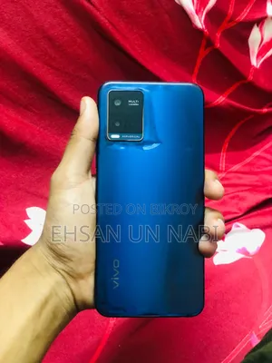 Vivo Y21 64 GB Blue
