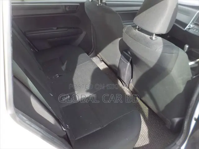 Toyota Corolla Fielder 1.5 Hybrid FWD 2021 White