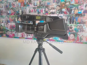 প্যানাসনিক ভিডিও ক্যামেরা