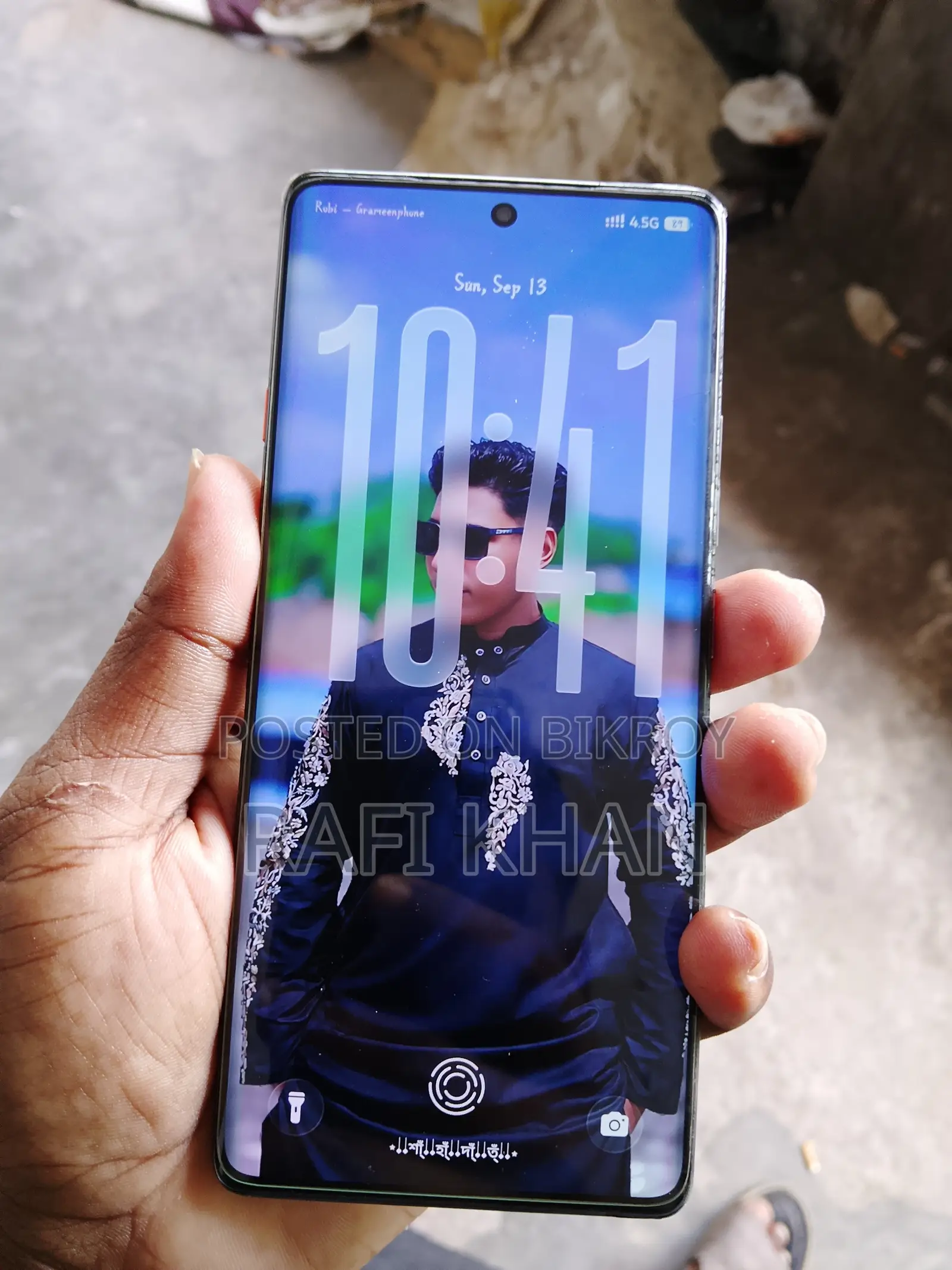টেকনো ক্যামন ৪০ প্রো ৪জি ২৫৬ জিবি সাদা