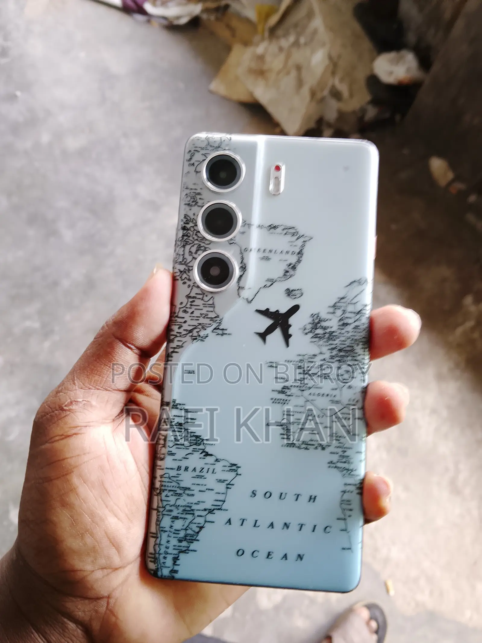 টেকনো ক্যামন ৪০ প্রো ৪জি ২৫৬ জিবি সাদা