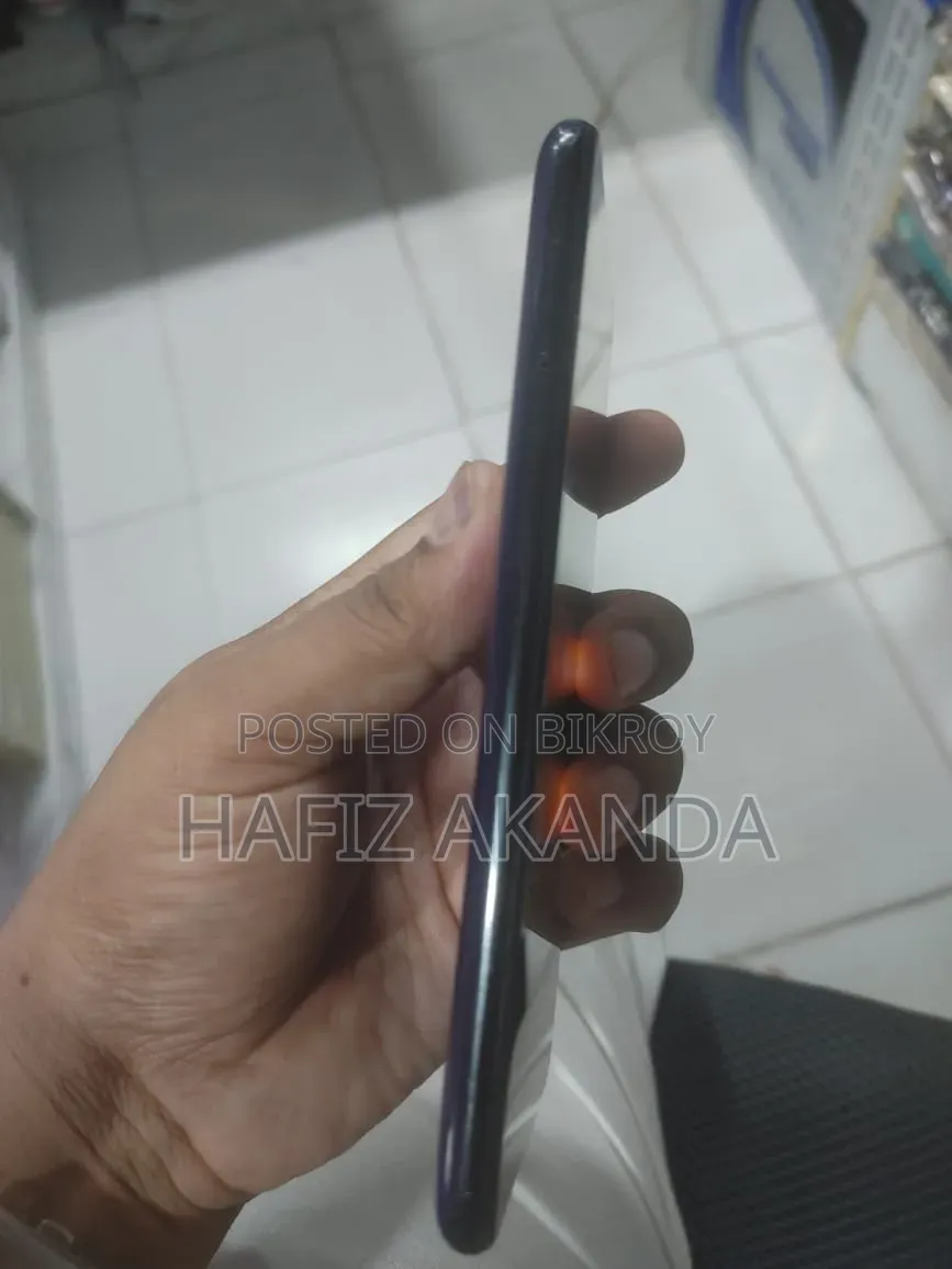 Samsung Galaxy M21 64 GB Blue