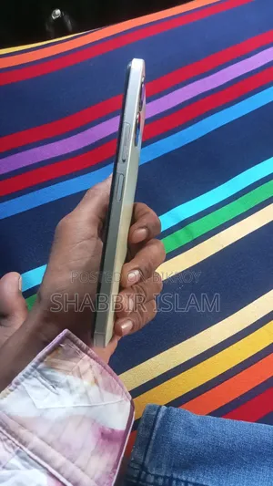 ভিভো ওয়াই১৬ ৬৪ জিবি হলুদ