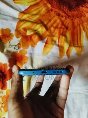 মোবাইল ফোন ৩২ জিবি গ্রিন