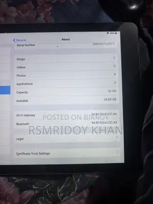 Apple iPad Wi-Fi 32 GB White