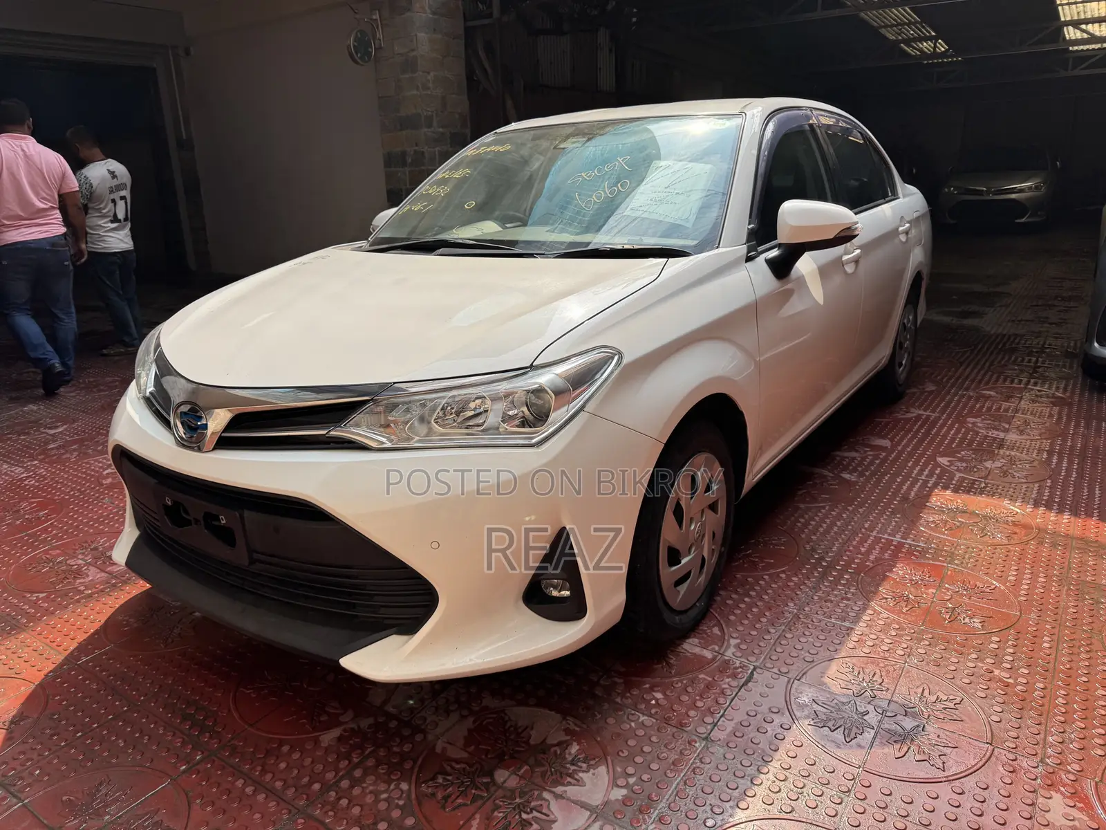 Toyota Axio 2021 White