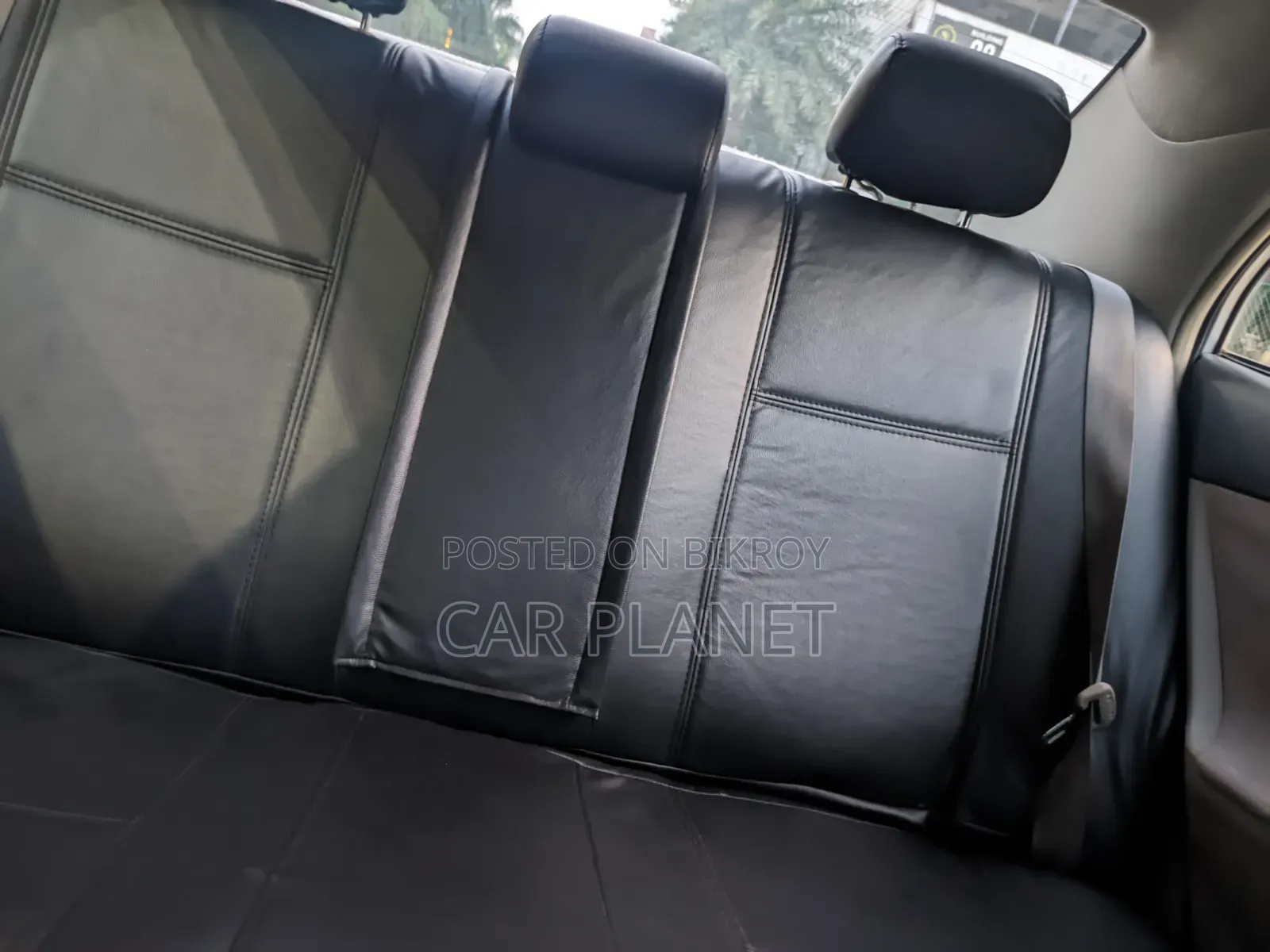 Toyota Axio 2010 Silver