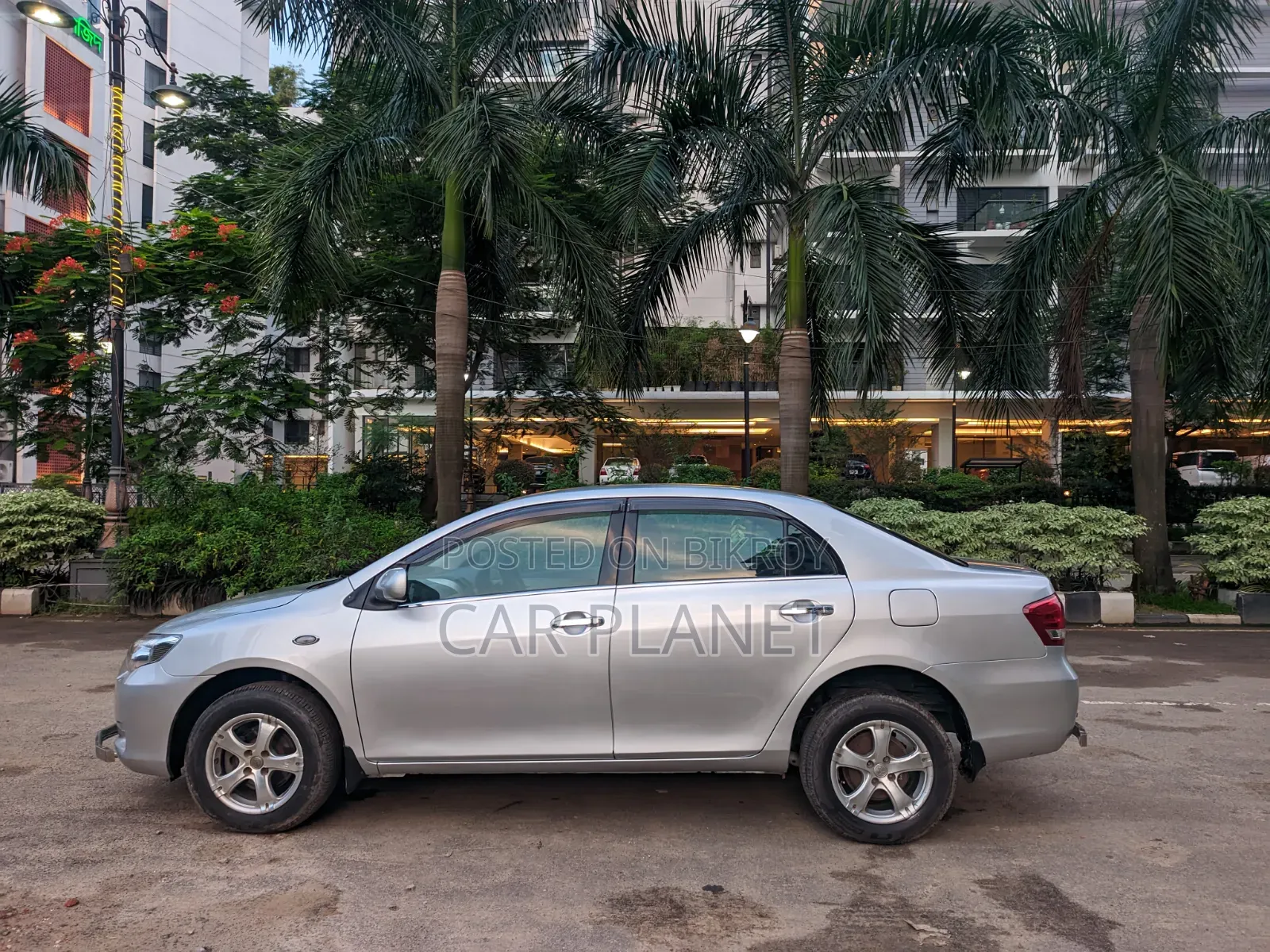Toyota Axio 2010 Silver