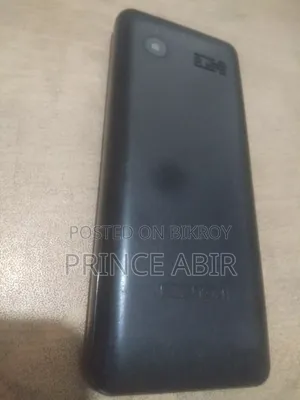 Walton 4 GB Black