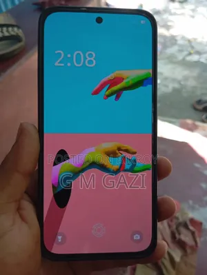 নতুন টেকনো স্পার্ক ৪০ প্রো ১২৮ জিবি গোল্ড