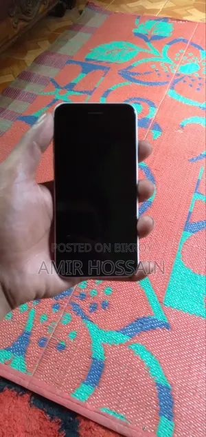 অ্যাপল আইফোন এসই (২০২০) ৬৪ জিবি সাদা