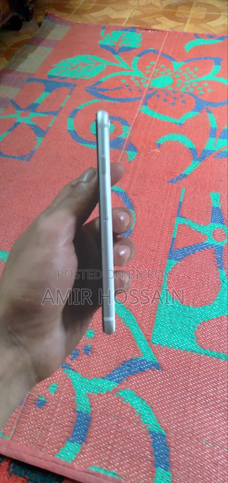 অ্যাপল আইফোন এসই (২০২০) ৬৪ জিবি সাদা