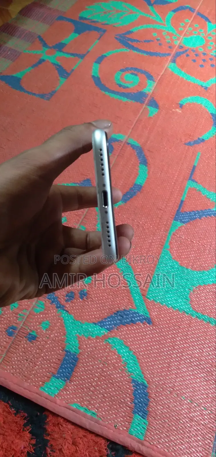 অ্যাপল আইফোন এসই (২০২০) ৬৪ জিবি সাদা