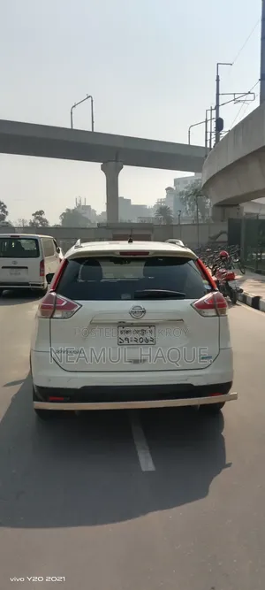 নিসান এক্স-ট্রেইল ২০১৪ পার্ল