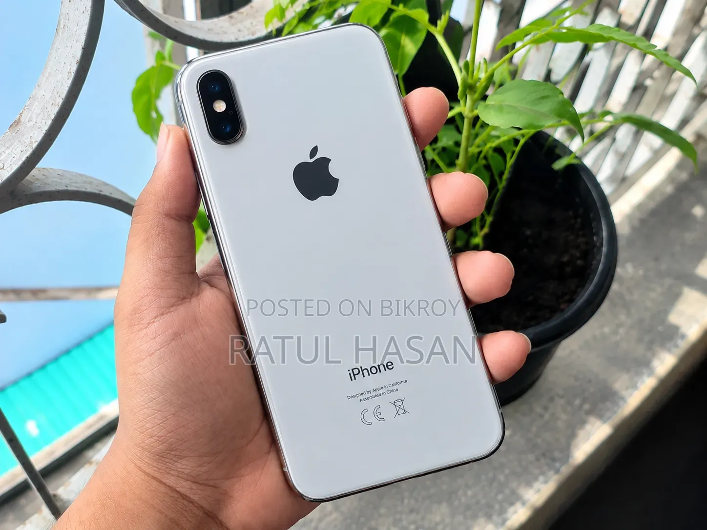 Apple iPhone X 256 GB White