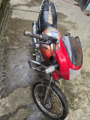 Hero 2001 Red