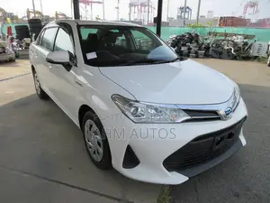 Toyota Axio 2021 White
