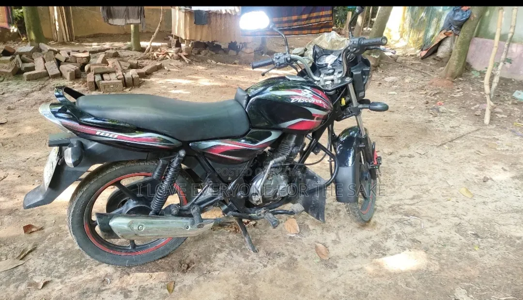 Bajaj Discover 100 2013 Black