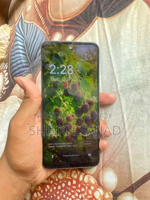 Tecno Spark 40 128 GB Gray