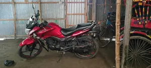 Hero Hunk 150 2022 Red