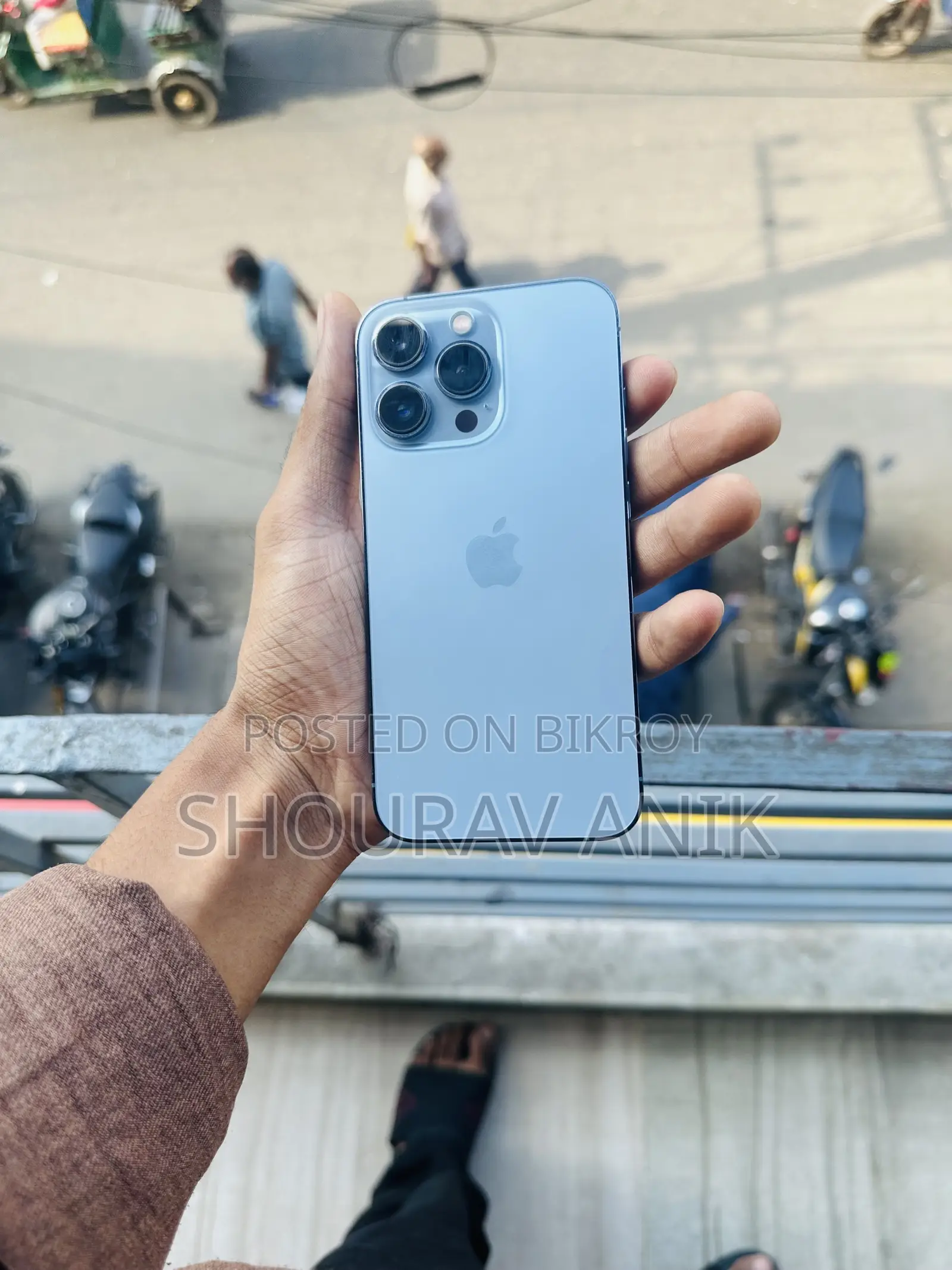 অ্যাপল আইফোন ১৩ প্রো ২৫৬ জিবি সিলভার
